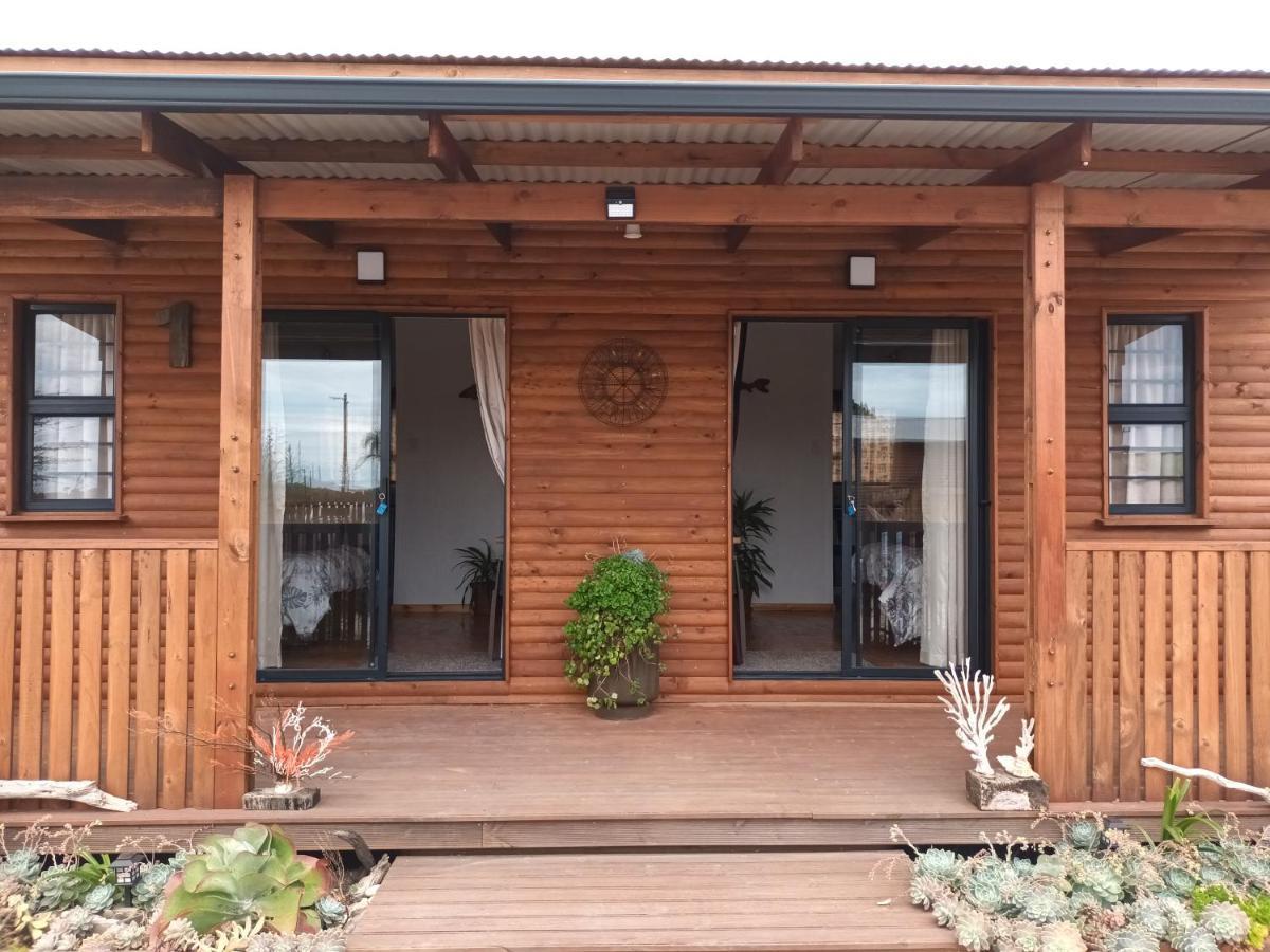 Chameleon Lodge 콜체스터 외부 사진